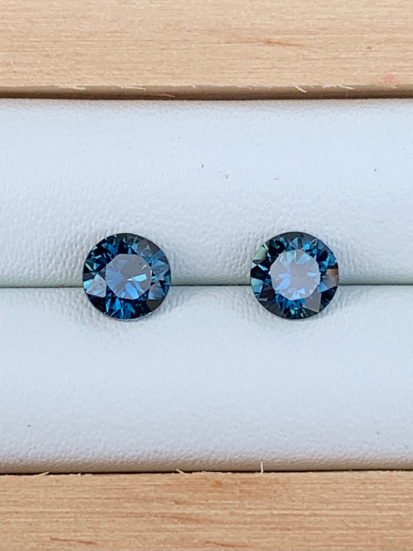 4.4mm Blue Australian Sapphire Earring Pairs