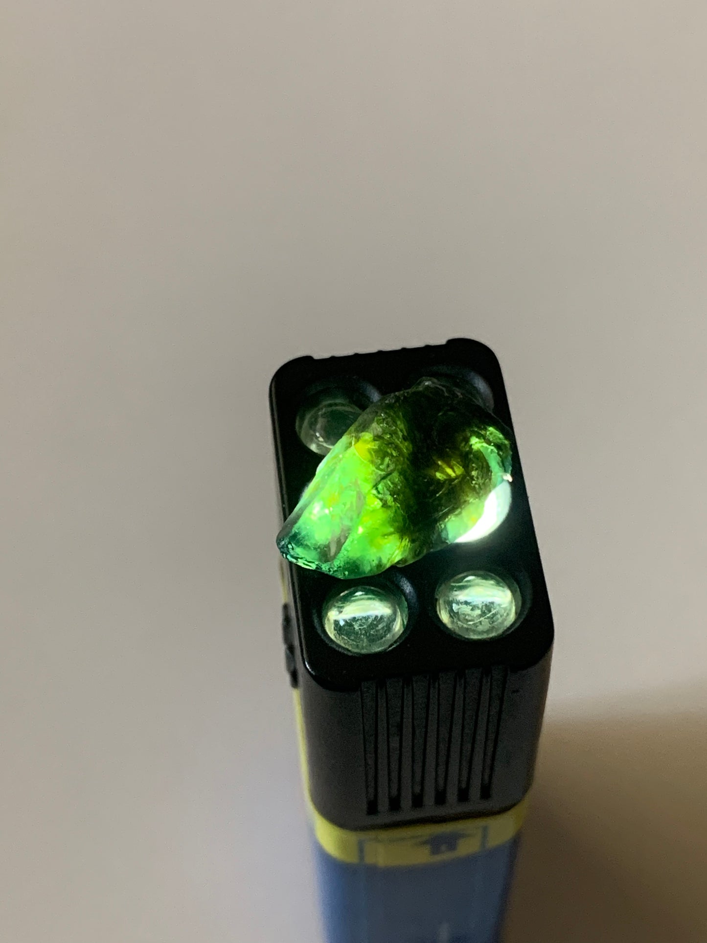 11.6ct Australian Sapphire Specimen with facet grade material