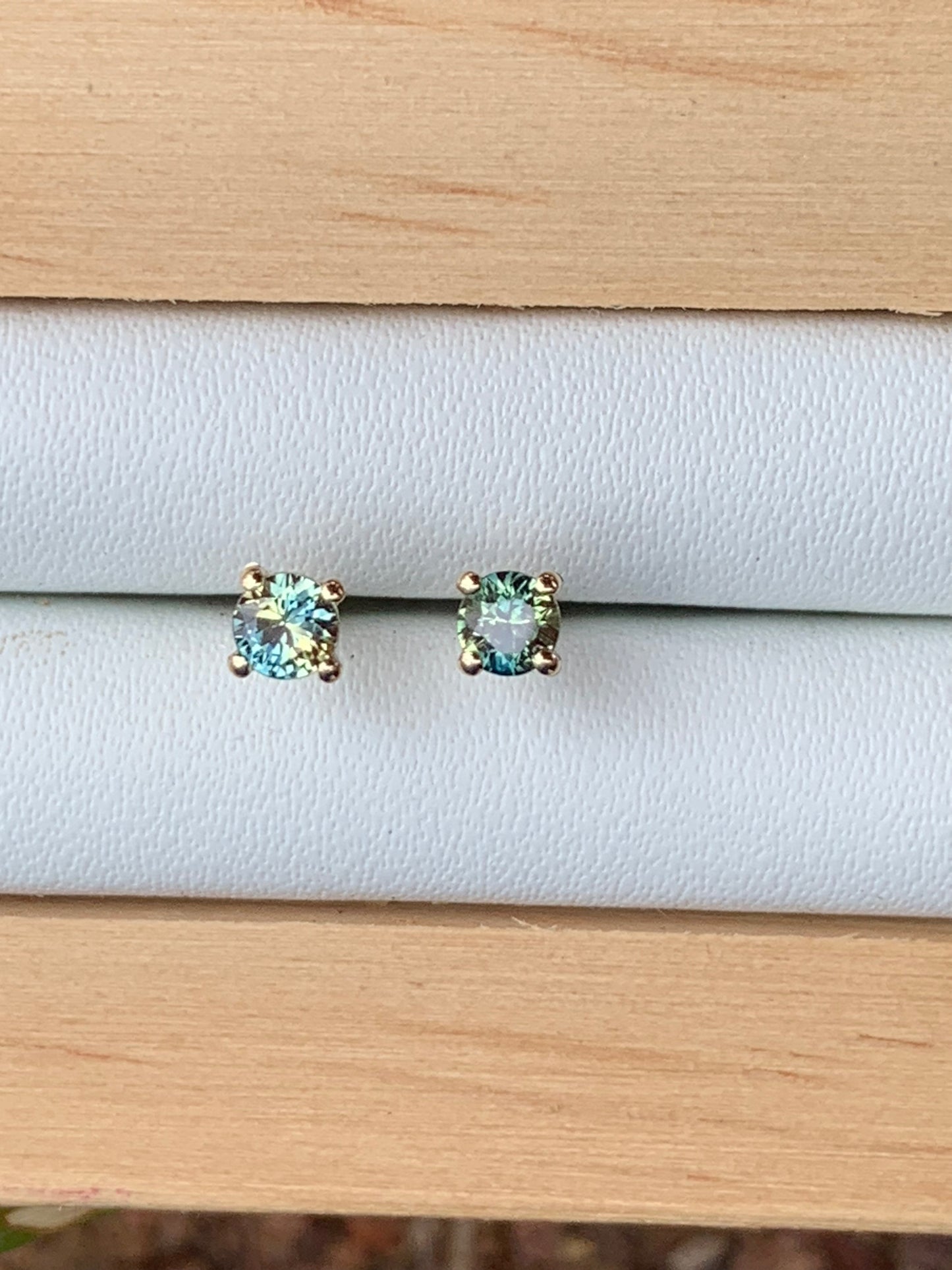 Australian Parti Sapphire Earrings ~ 3mm Gold Studs