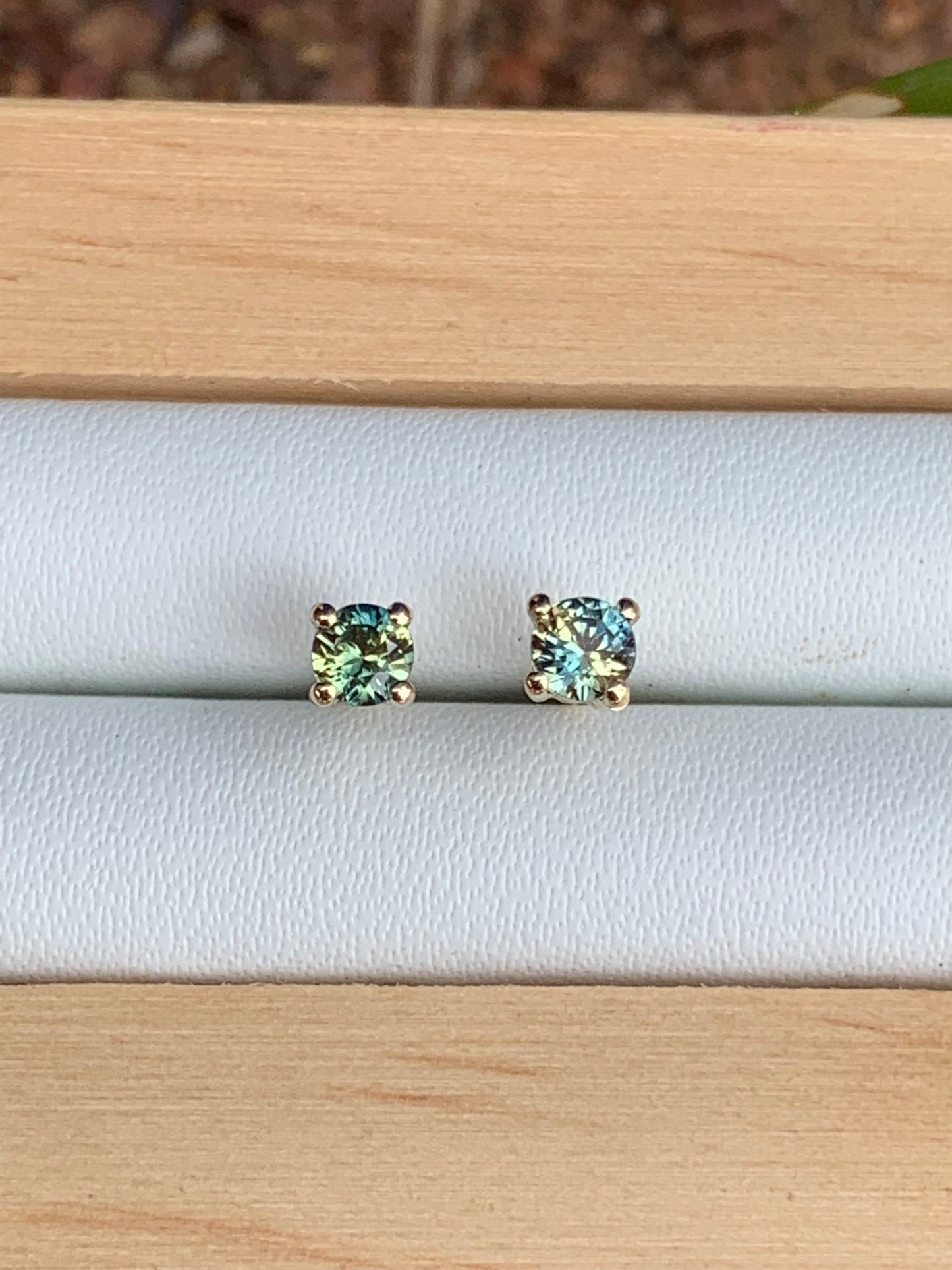 Australian Parti Sapphire Earrings ~ 3mm Gold Studs