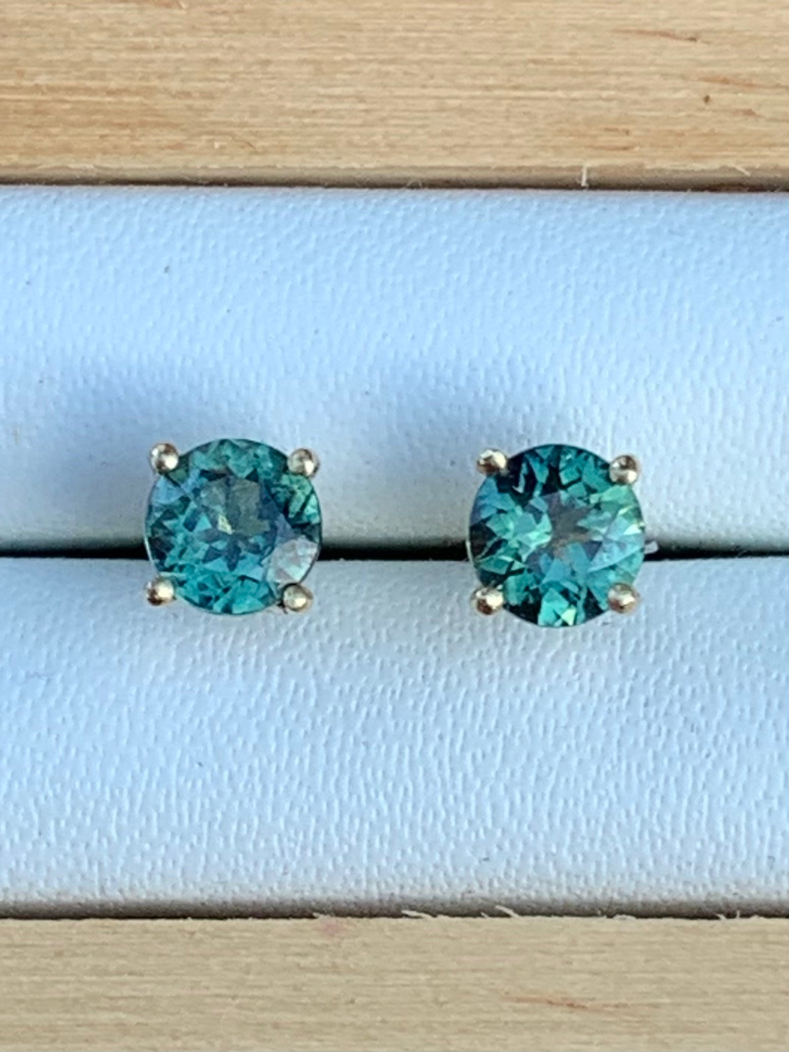 Betteridge Sapphires