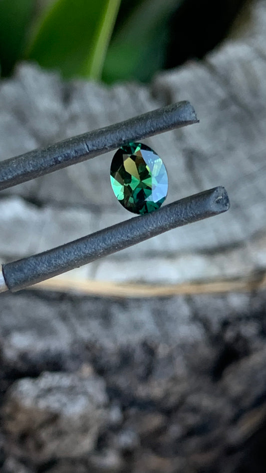 Natural Australian sapphire with fresh green colour and elegant oval cut