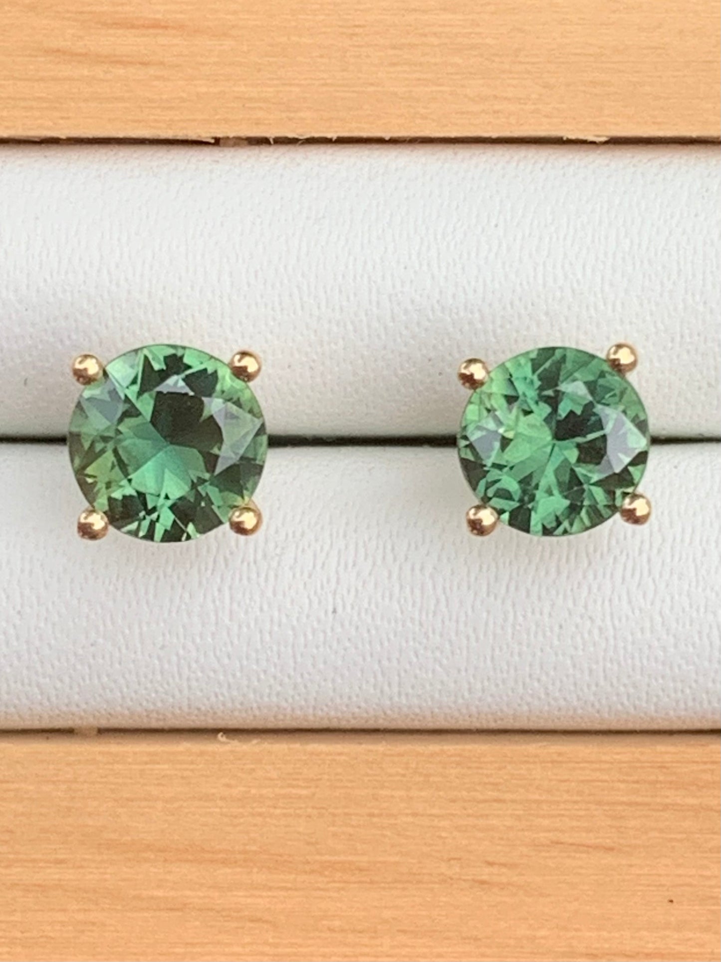 Green Sapphire Jewellery