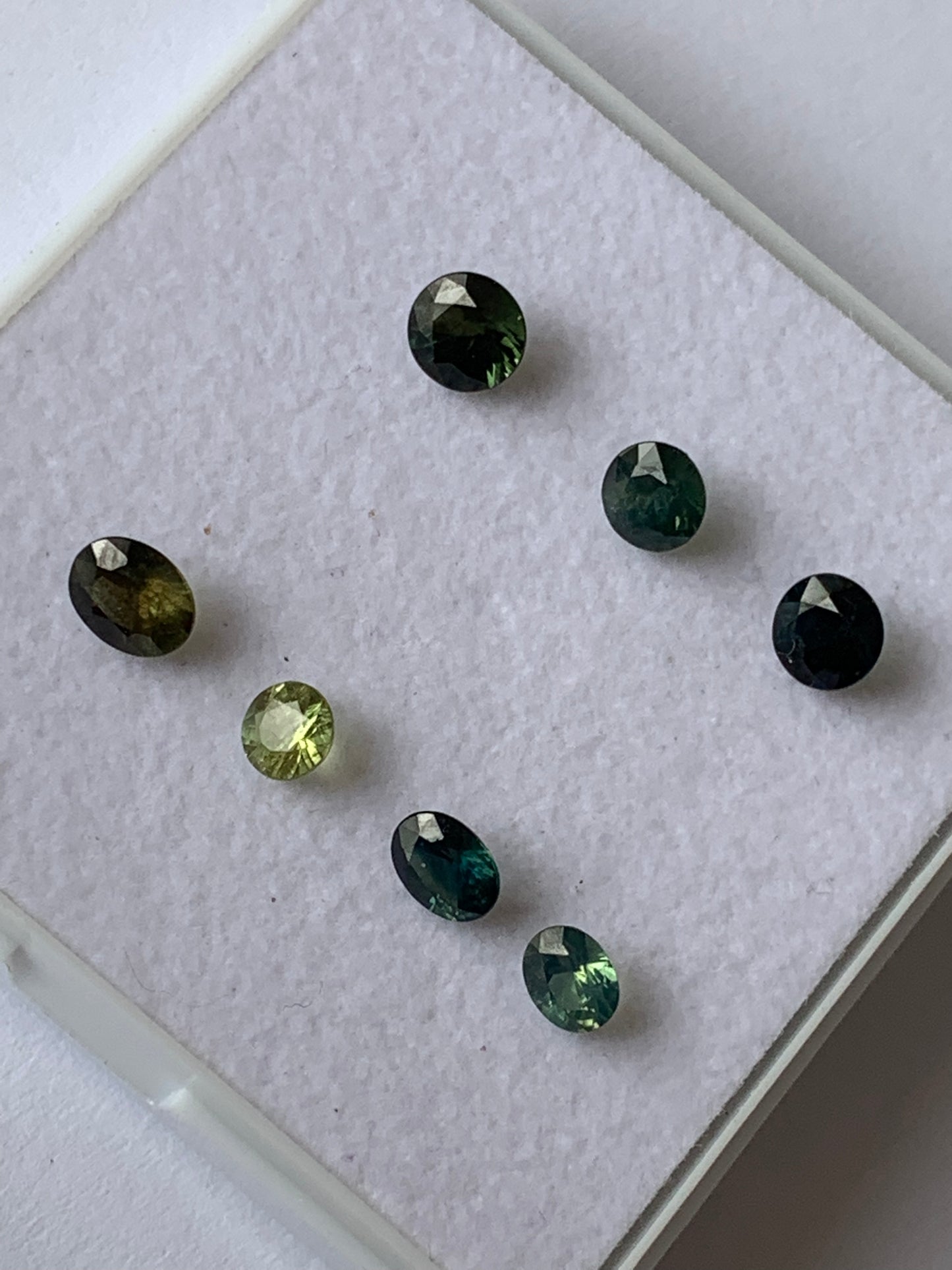 4.22ct Australian Sapphire Parcel