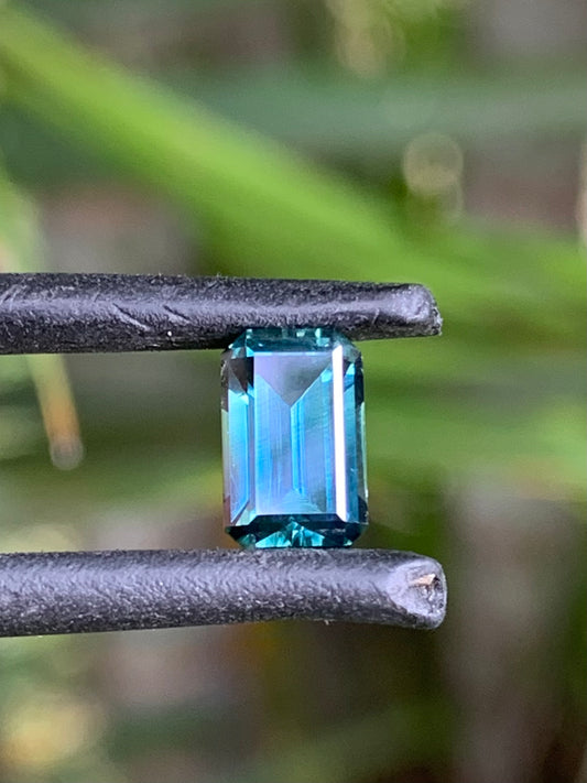 Australian Sapphire engagement ring idea