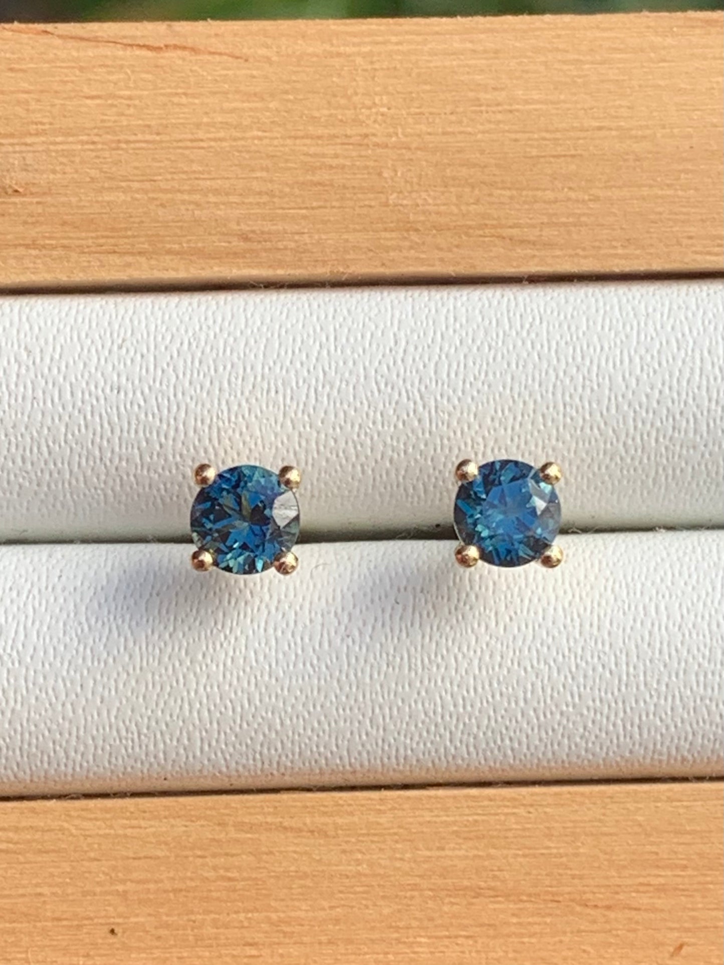 Natural Australian Sapphire earrings