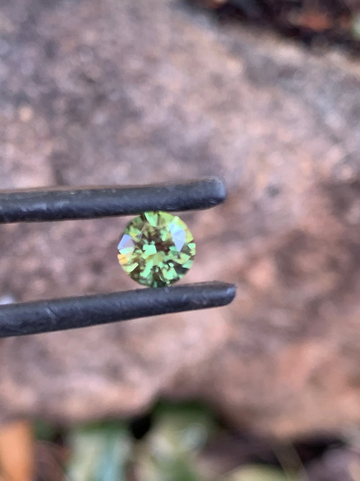 0.75ct Green Australian Sapphire