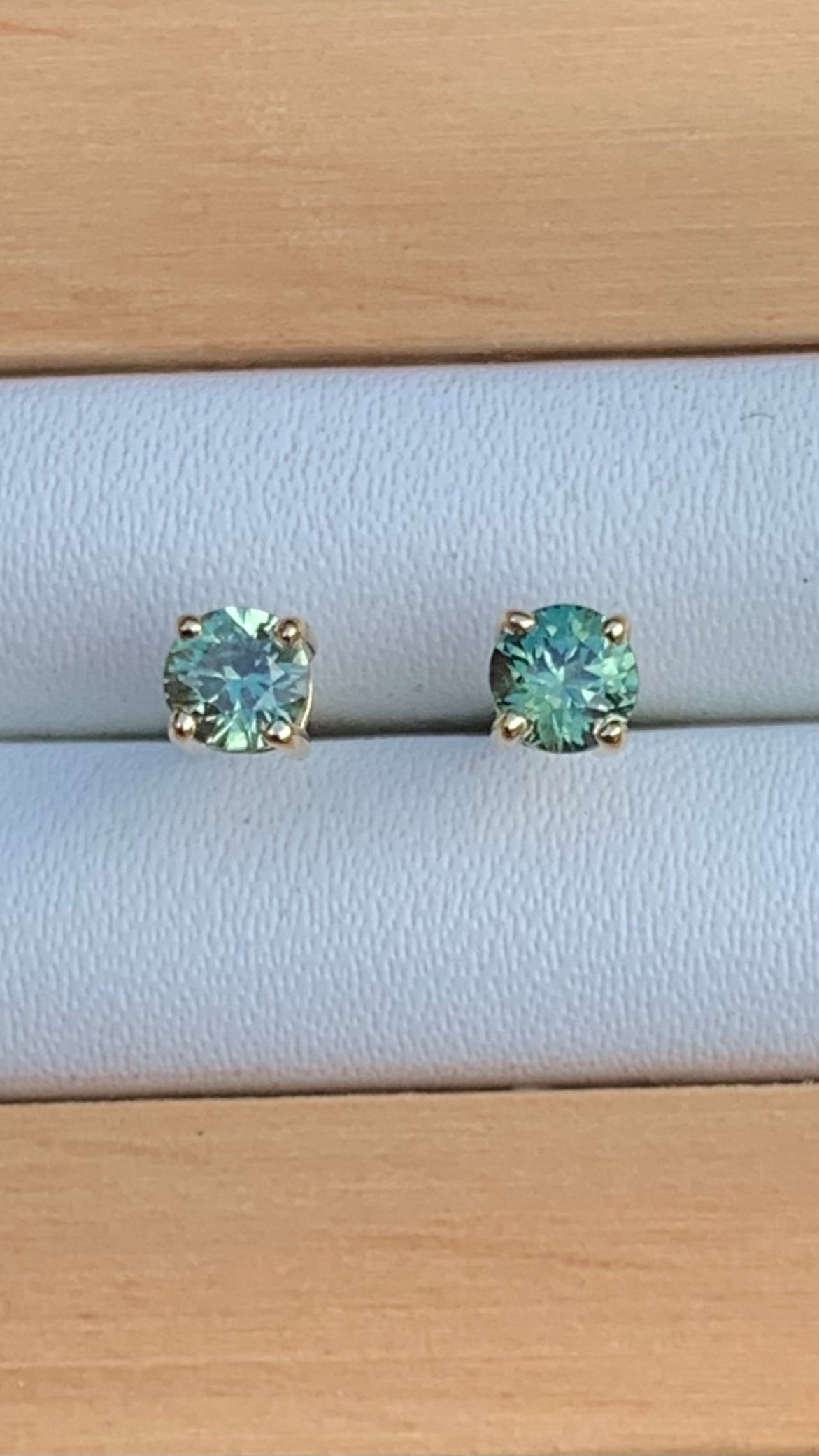 Light Green Australian Sapphire Earrings ~ 3.5mm Gold Studs