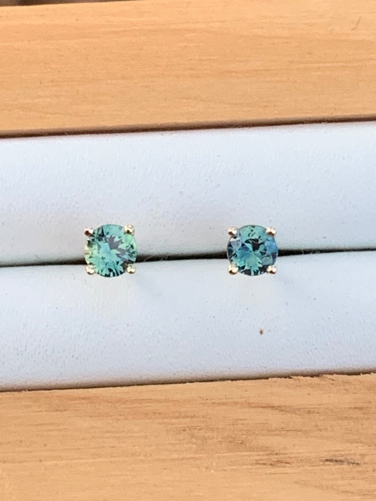 Australian Parti Sapphire Earrings ~ 3.5mm Gold Studs