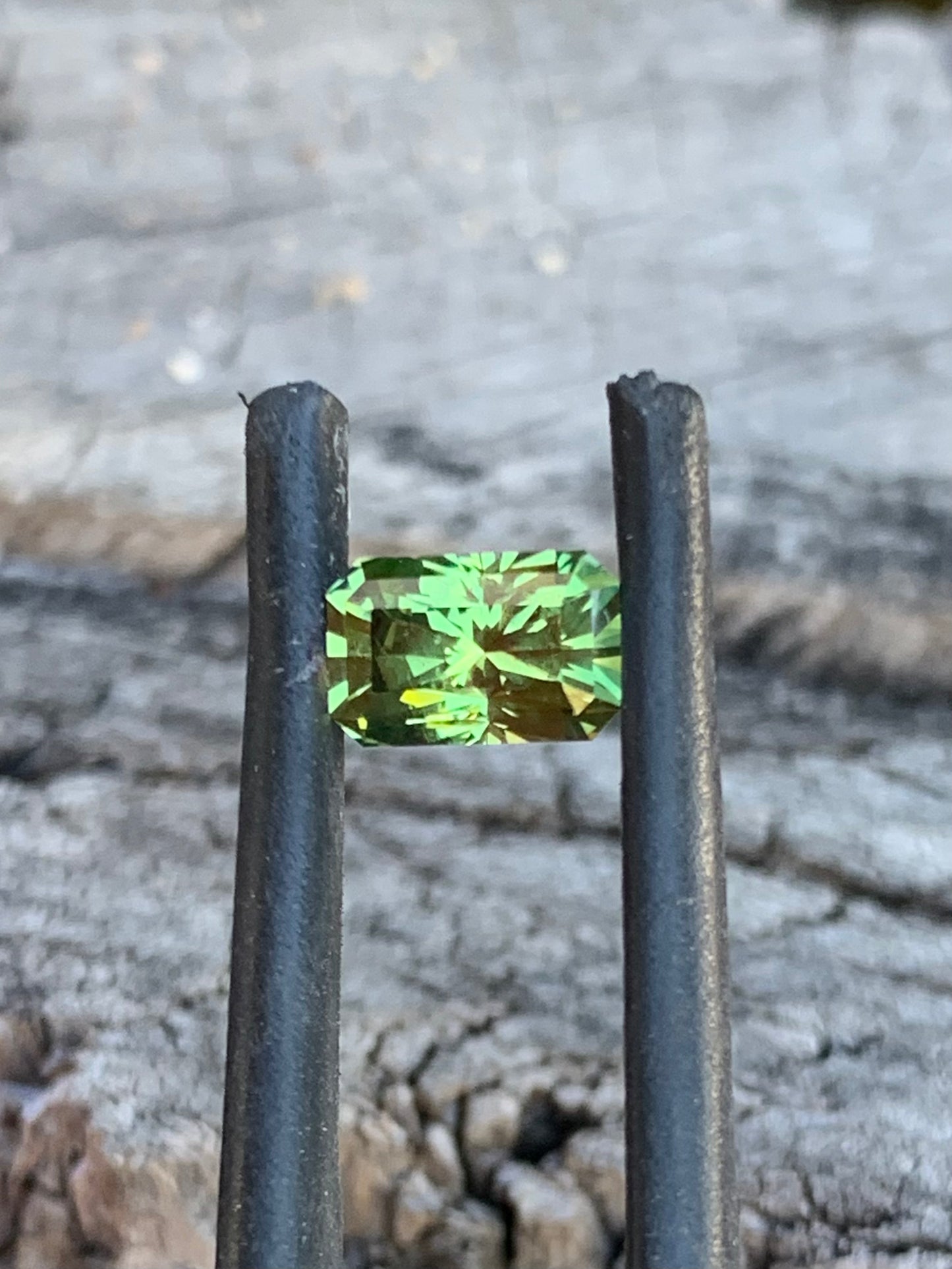 1.43ct mixed cut sapphire with bright green colour