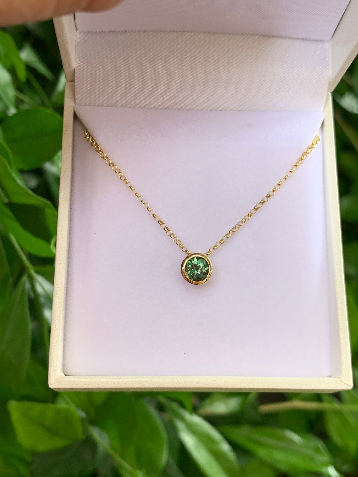 Green Australian Parti Sapphire Necklace