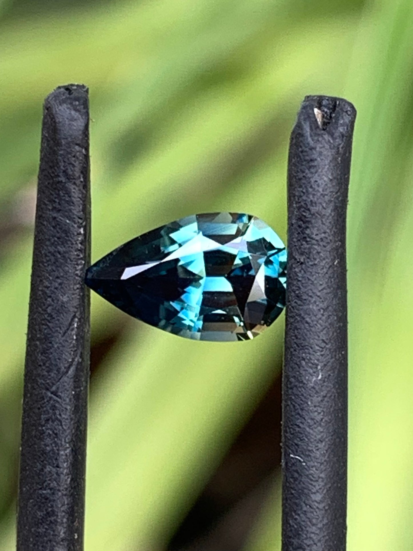 0.83ct Blue Parti Australian Sapphire