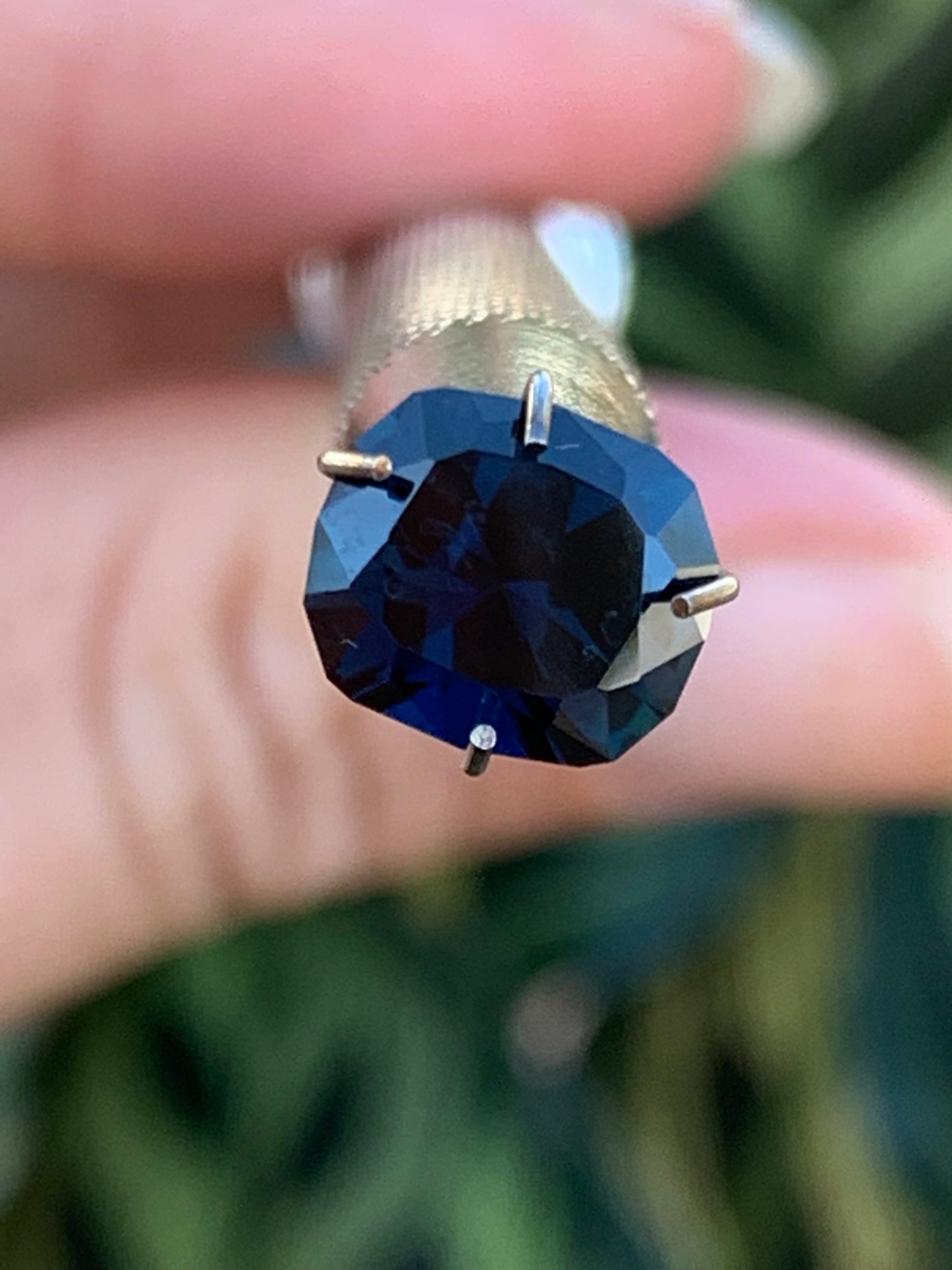 2ct Deep Blue Australian Sapphire