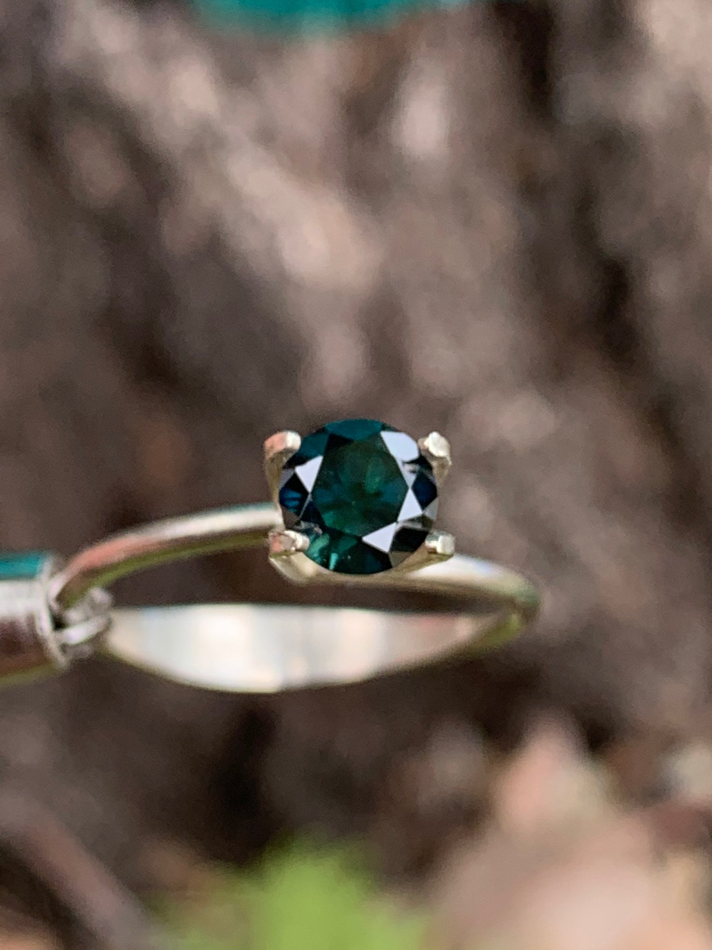 0.8ct Teal Australian Sapphire