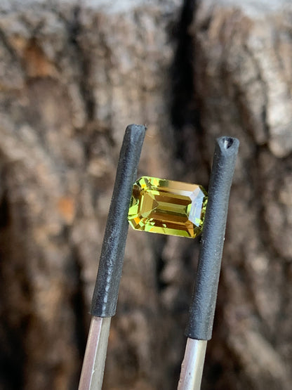 2.92ct Yellow/Green Australian Sapphire