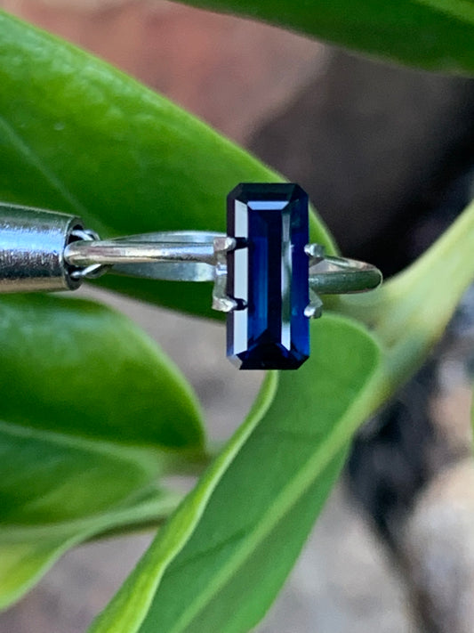 1.9ct Deep Blue Australian Sapphire