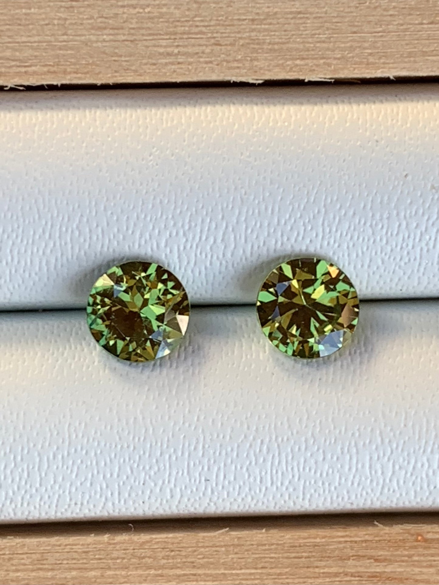 4.4mm Green Australian Sapphire Earring Pairs