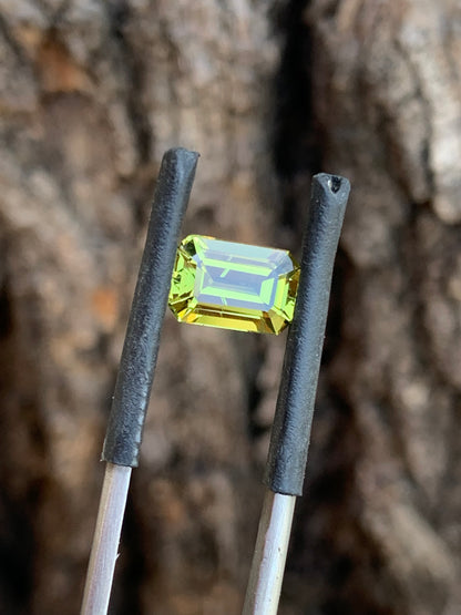 2.92ct Yellow/Green Australian Sapphire