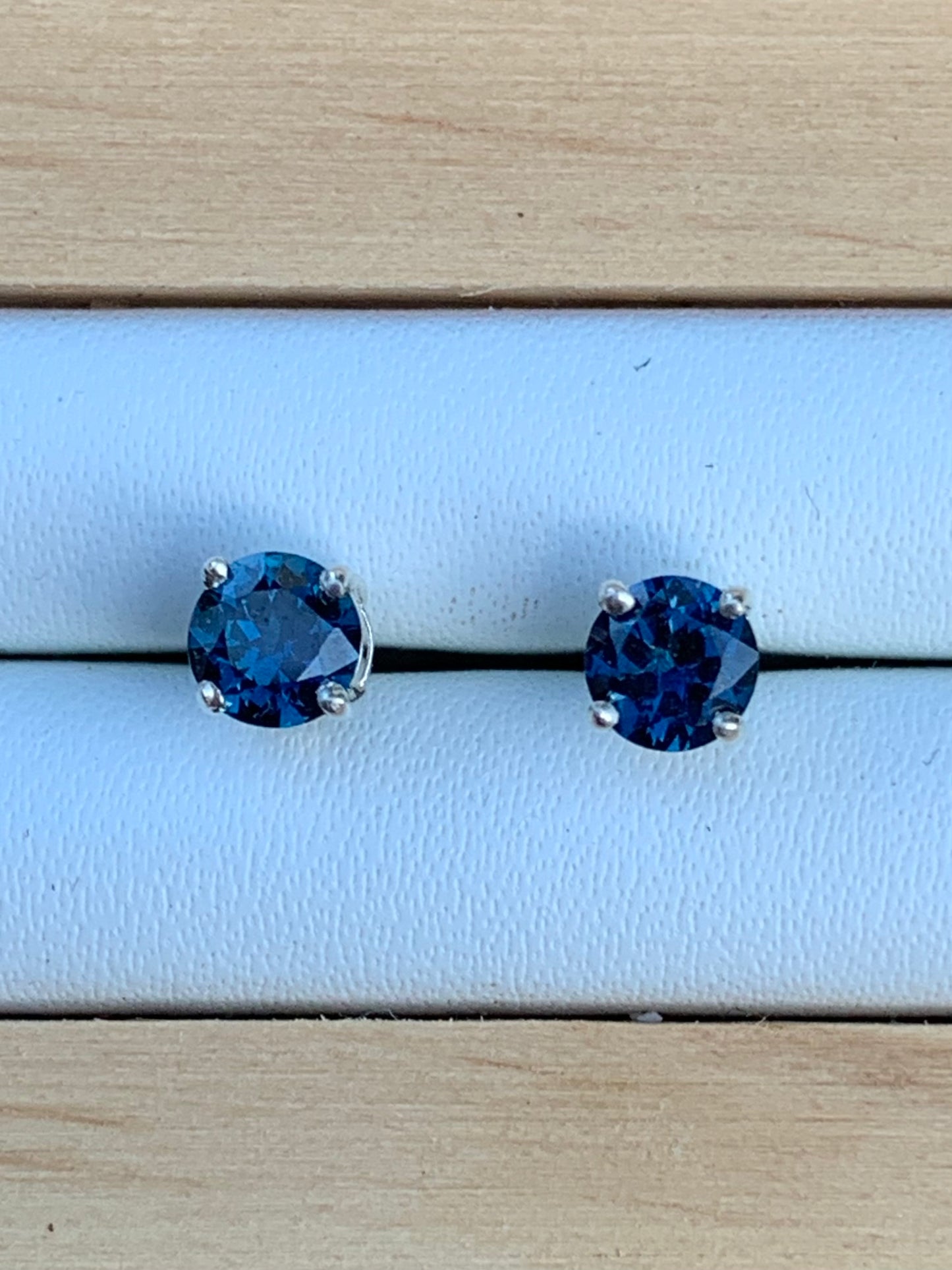 Blue Australian Sapphire Earrings ~ 4.4mm Sterling Silver Studs