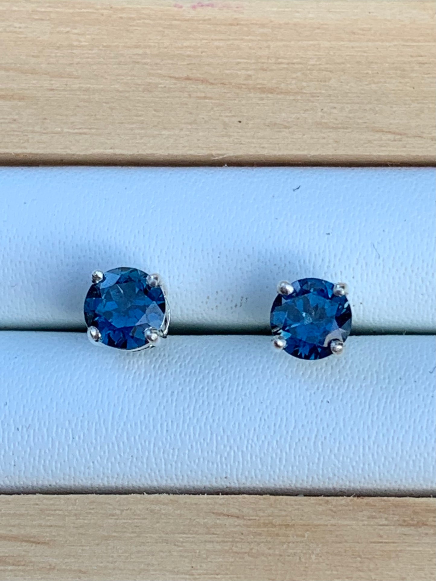 Blue Australian Sapphire Earrings ~ 4.4mm Sterling Silver Studs