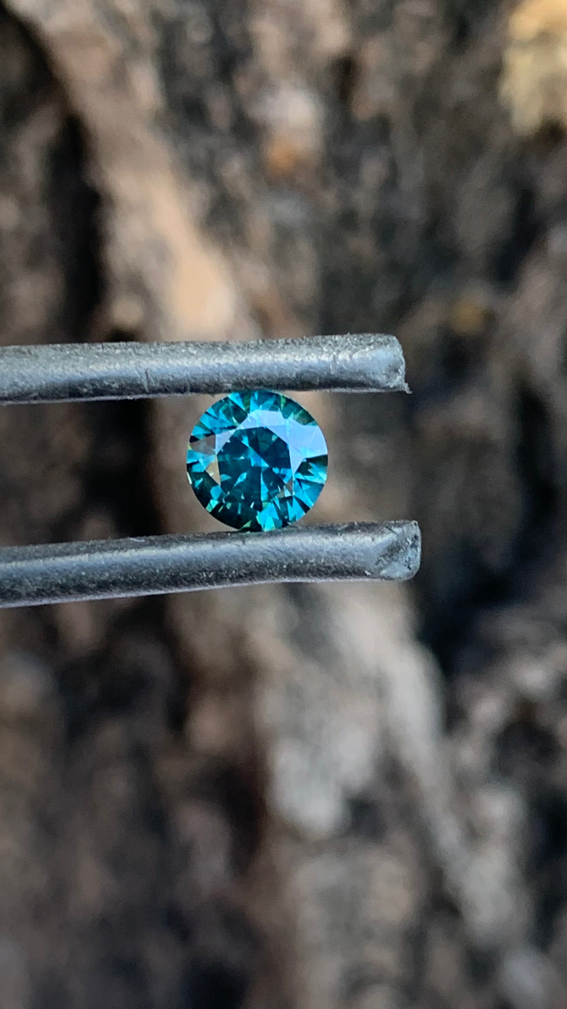 Natural Australian sapphire with beautiful balanced mid blue colour