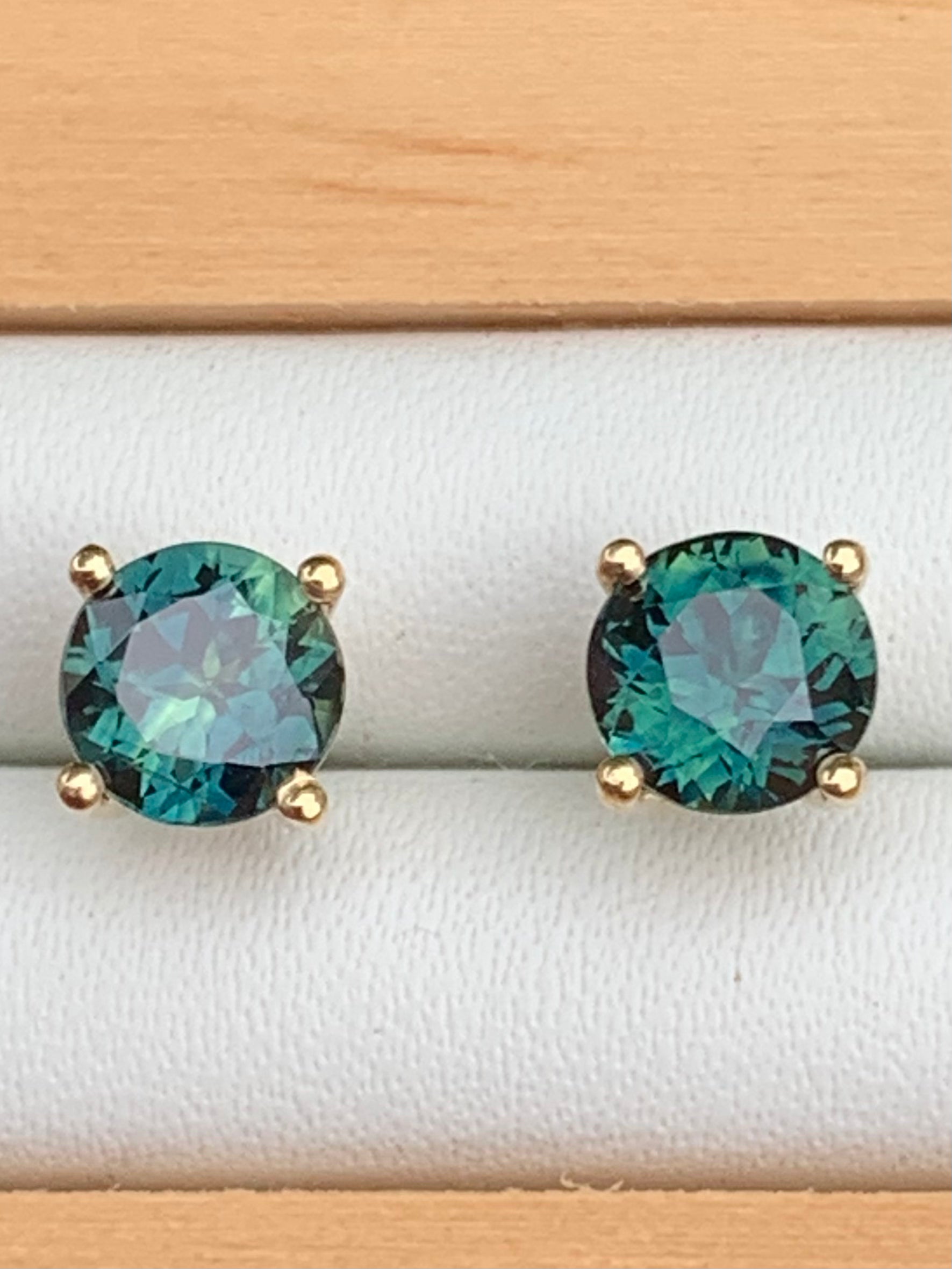 Teal Sapphire