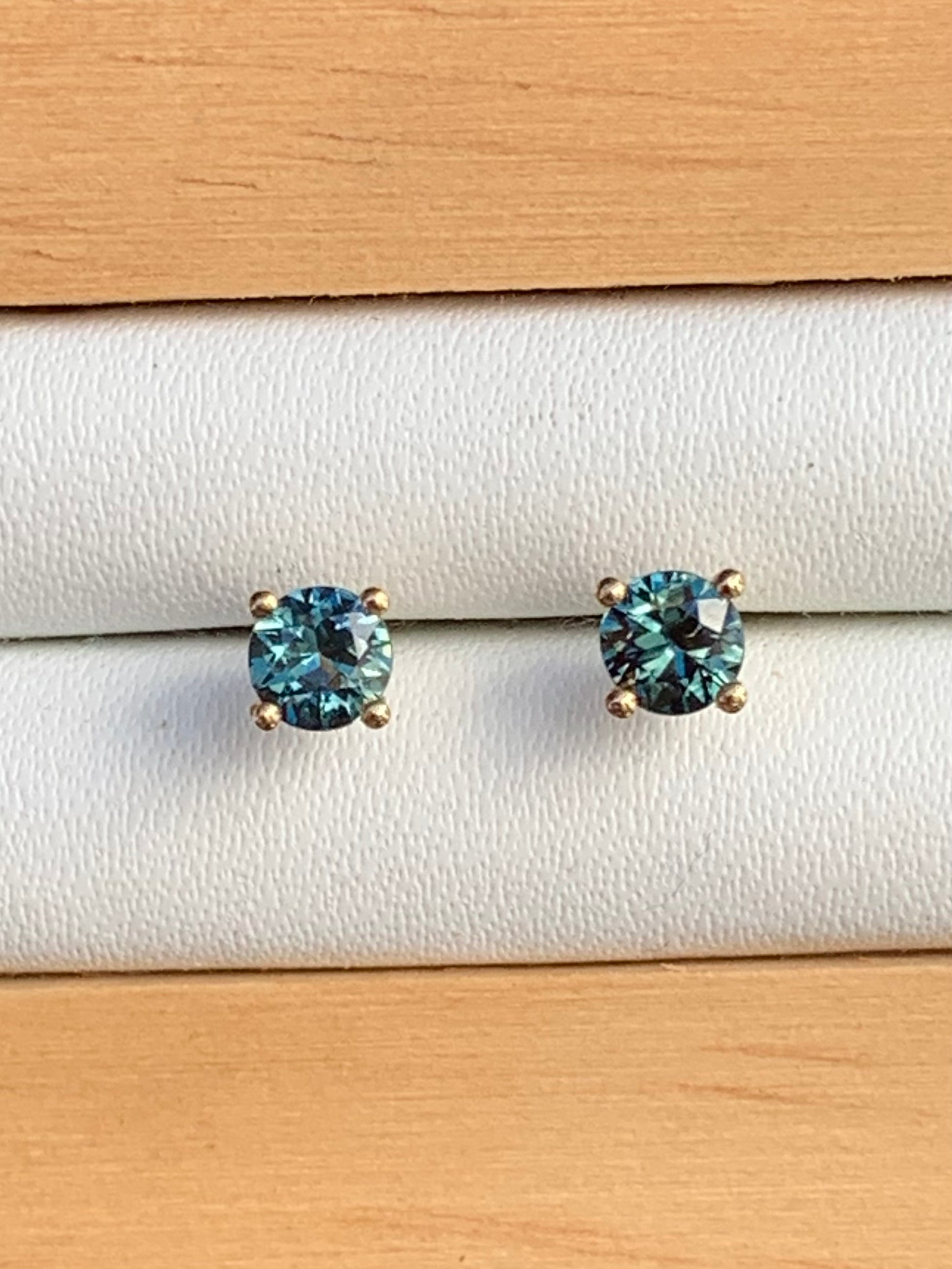 Teal Australian Sapphire jewellery