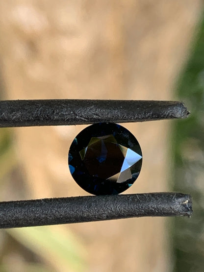 Black Sapphire