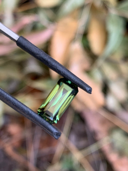 2.95ct Green Australian Sapphire