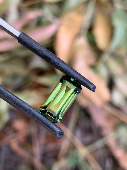 2.95ct Green Australian Sapphire