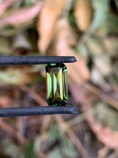 2.95ct Green Australian Sapphire