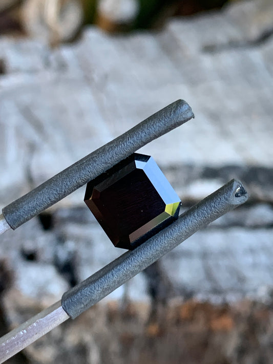 Black Spinel