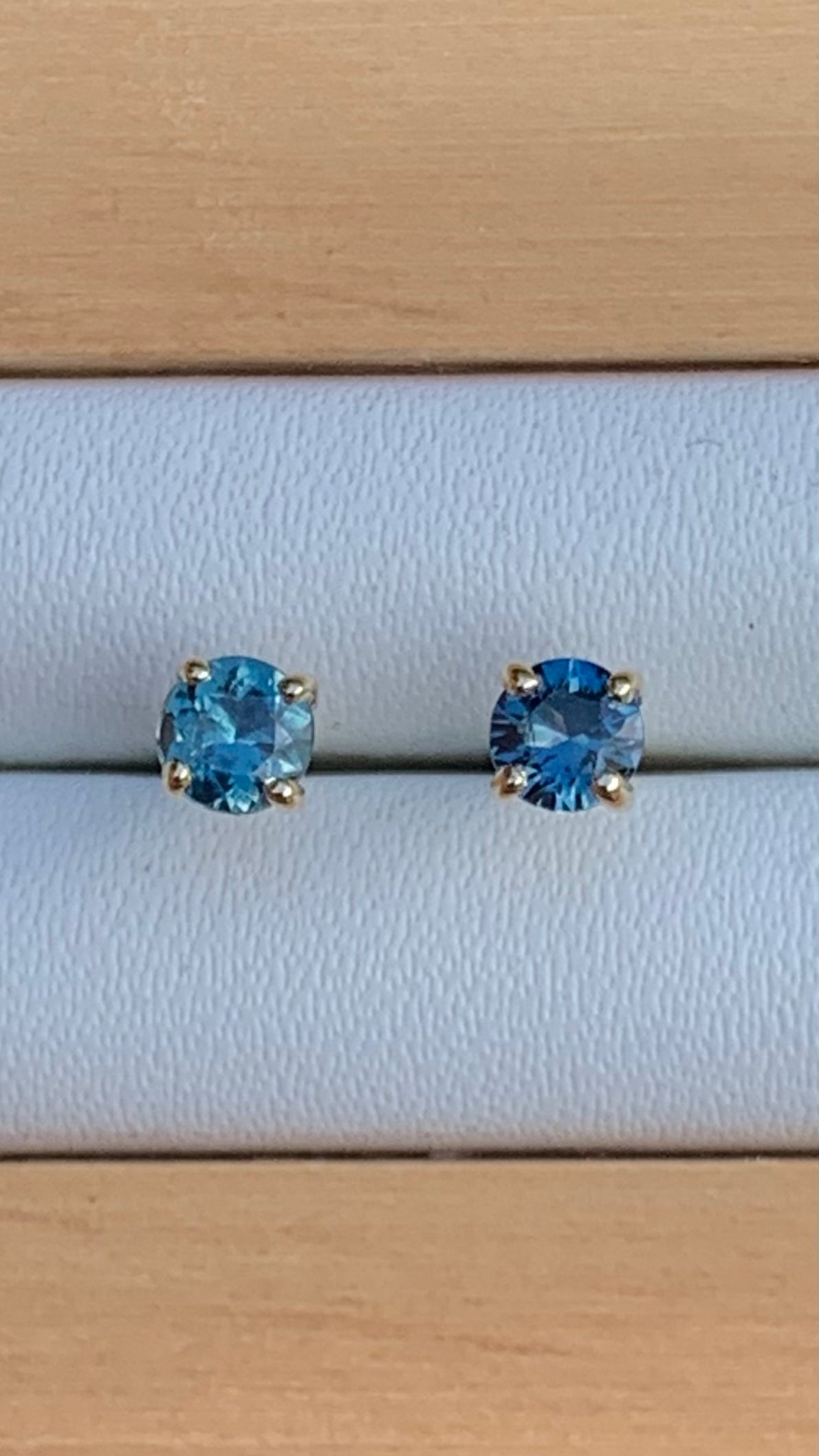 Gold Australian Sapphire Earrings