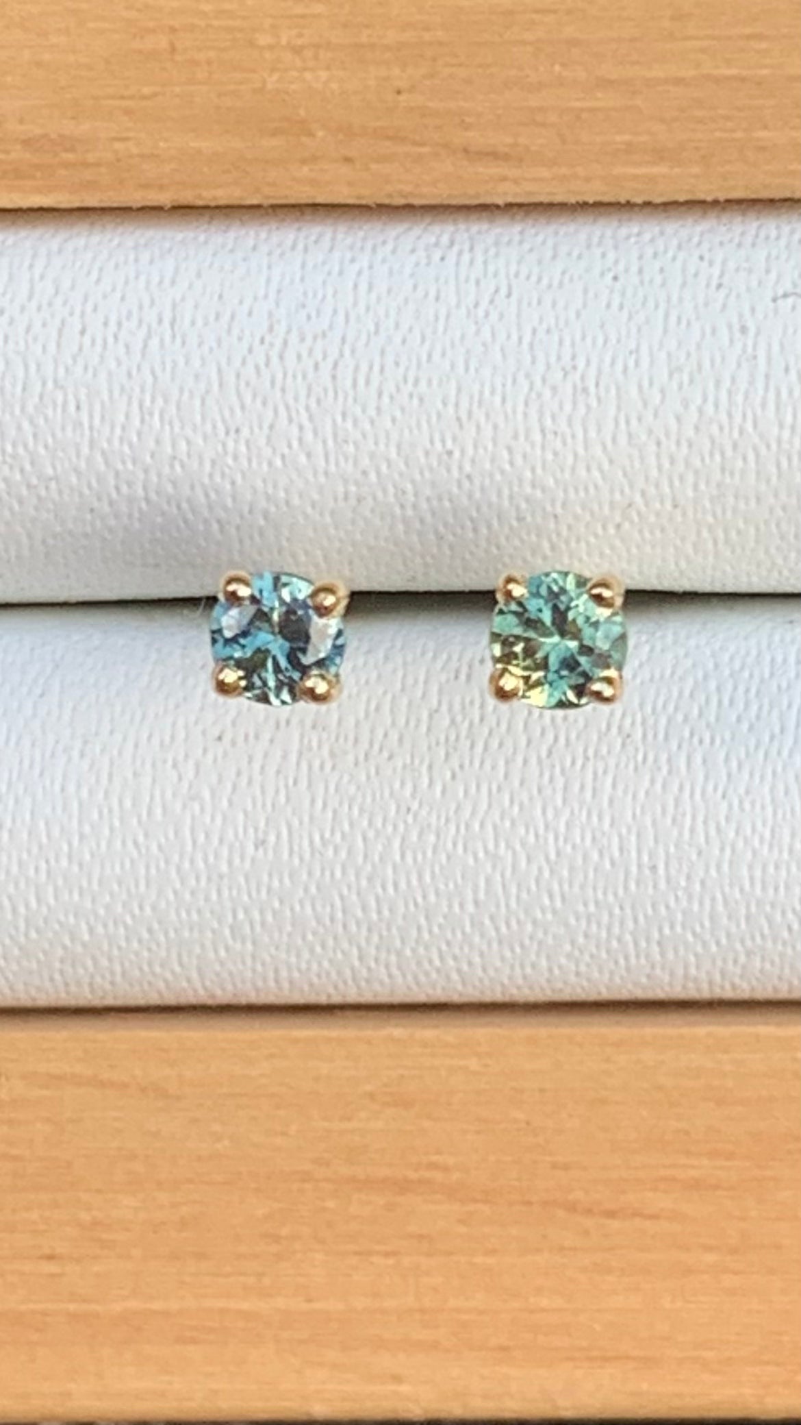 Australian Parti Sapphire Jewellery