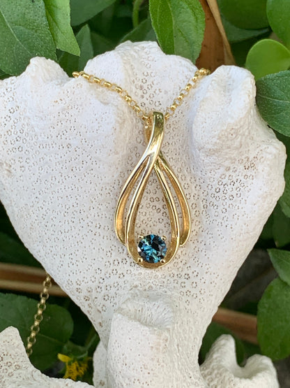 Australian Sapphire Necklace