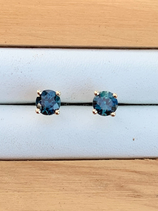 Blue Australian Sapphire Earrings ~ 4mm Gold Studs