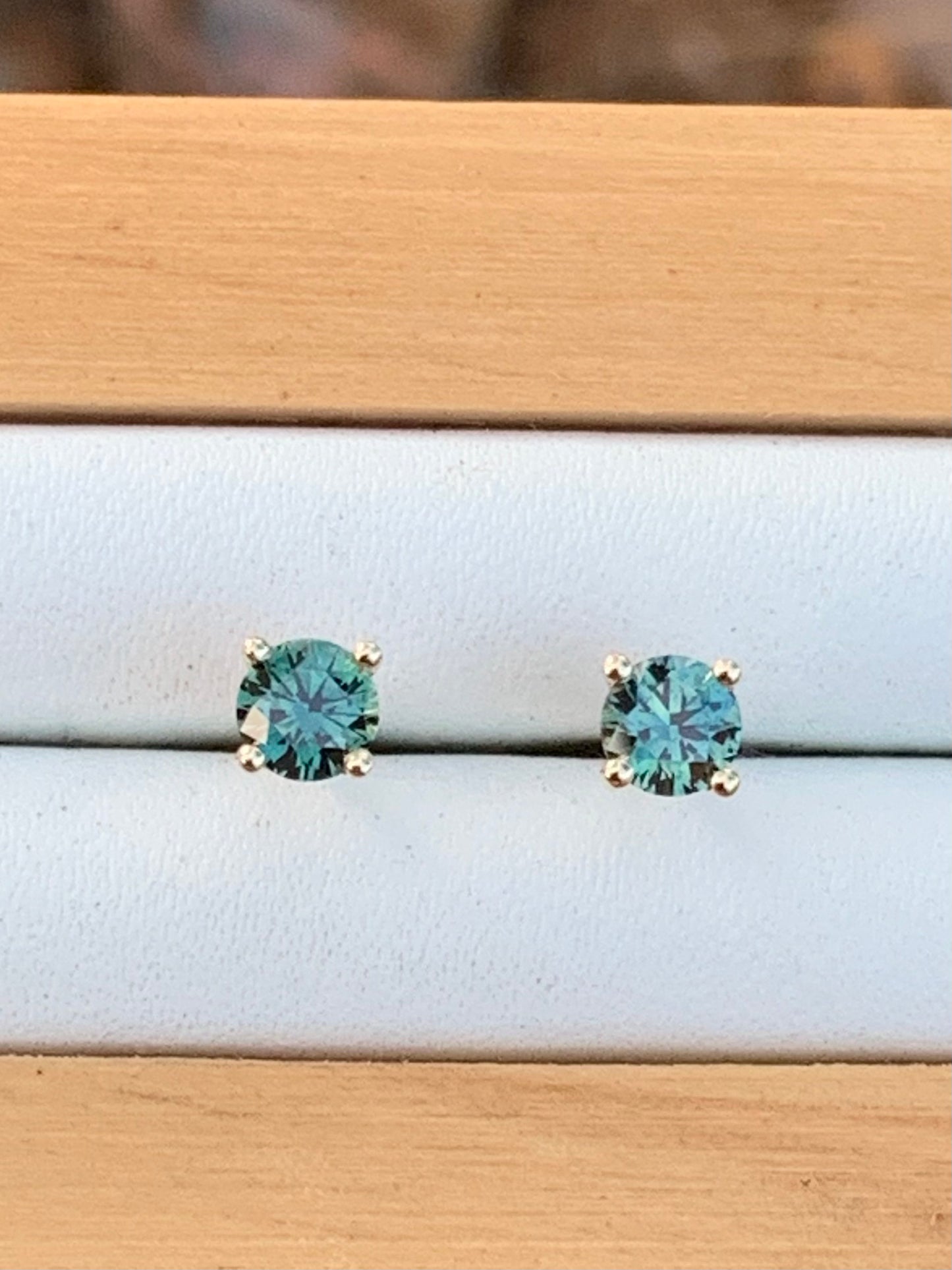 Teal Australian Parti Sapphire Earrings ~ 4mm Gold Studs