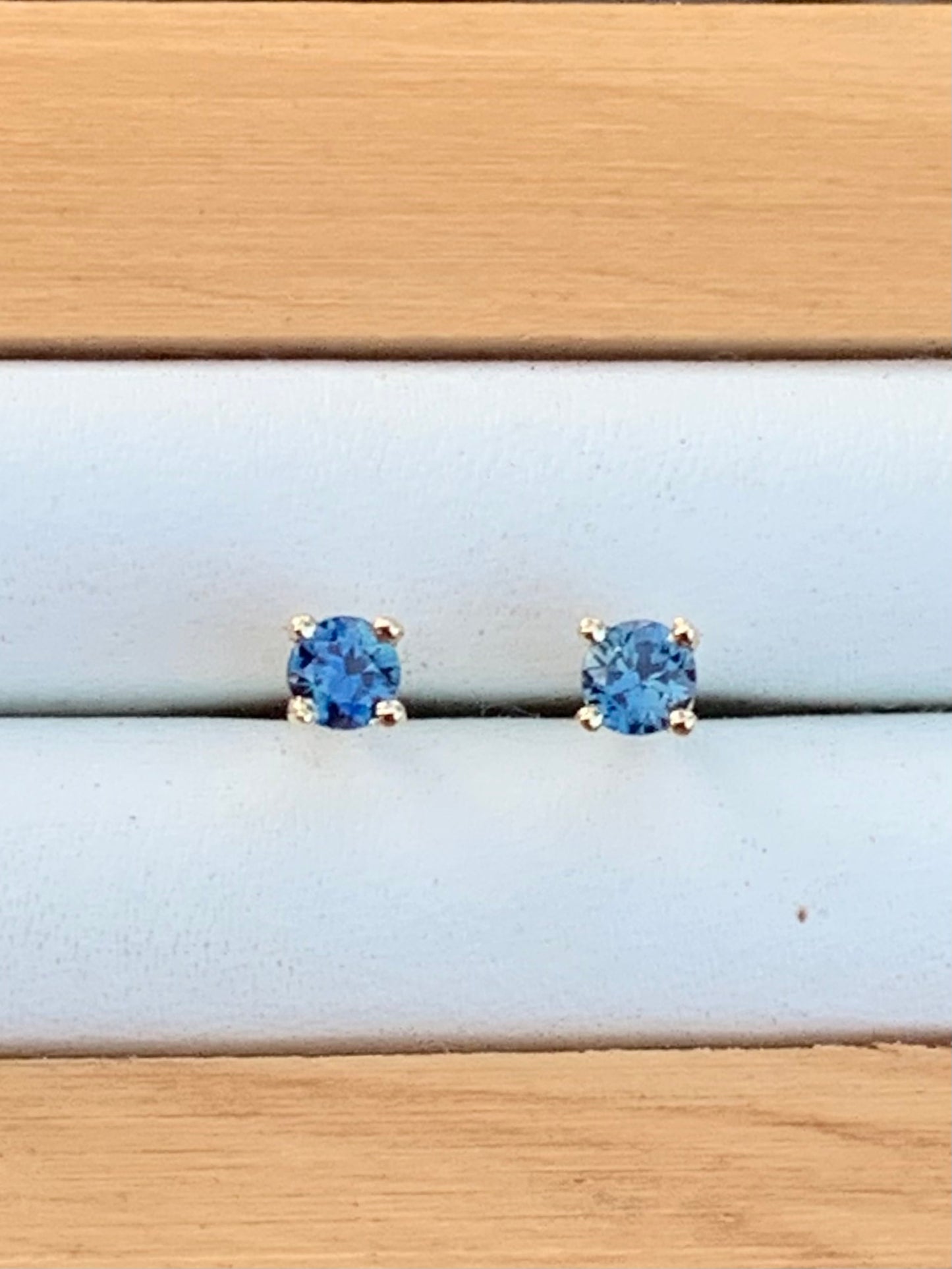 Blue Australian Sapphire Earrings ~ 3mm Gold Studs