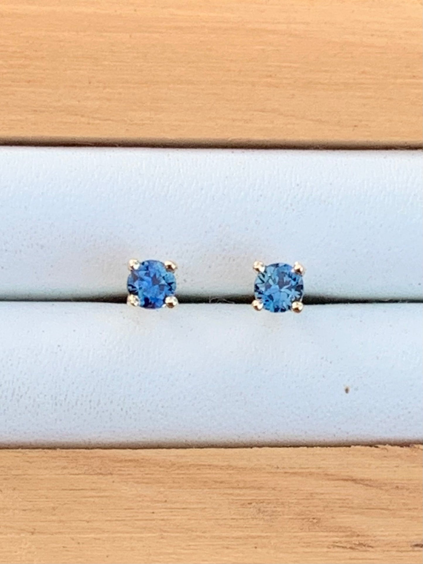 Blue Australian Sapphire Earrings ~ 3mm Gold Studs