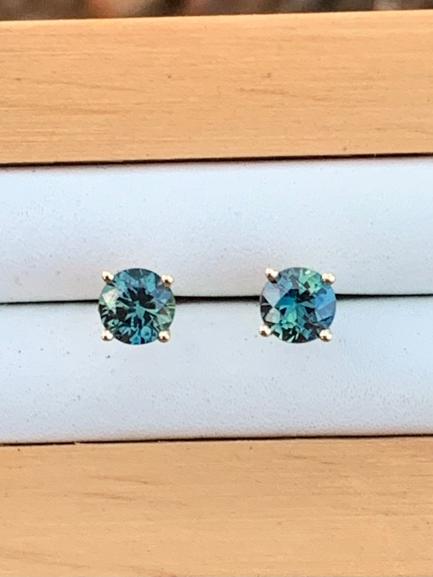 Teal Australian PartiSapphire Earrings ~ 5mm Gold Studs