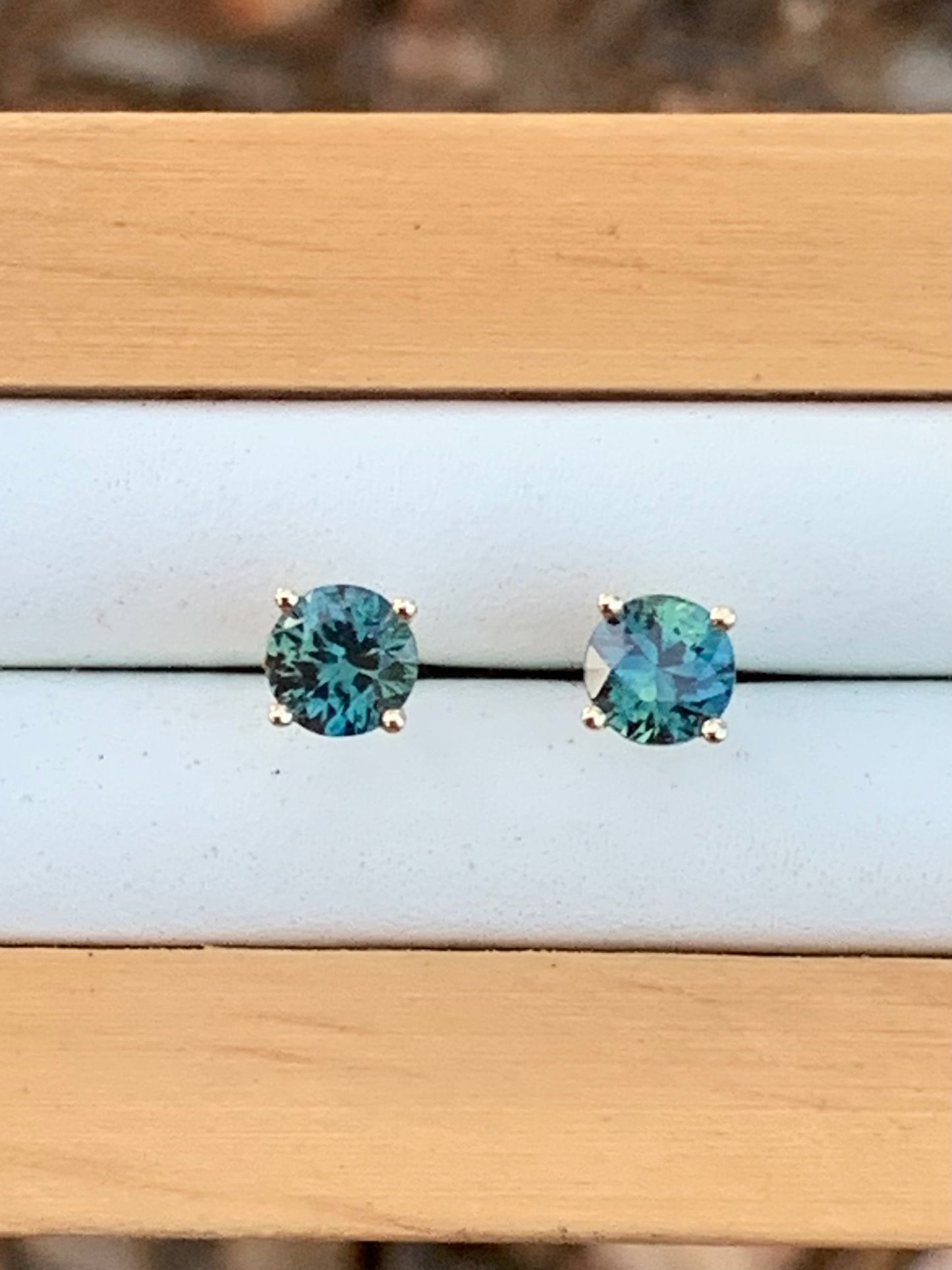 Teal Australian PartiSapphire Earrings ~ 5mm Gold Studs