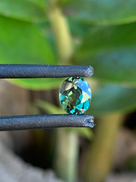 1.05ct Teal Australian Sapphire