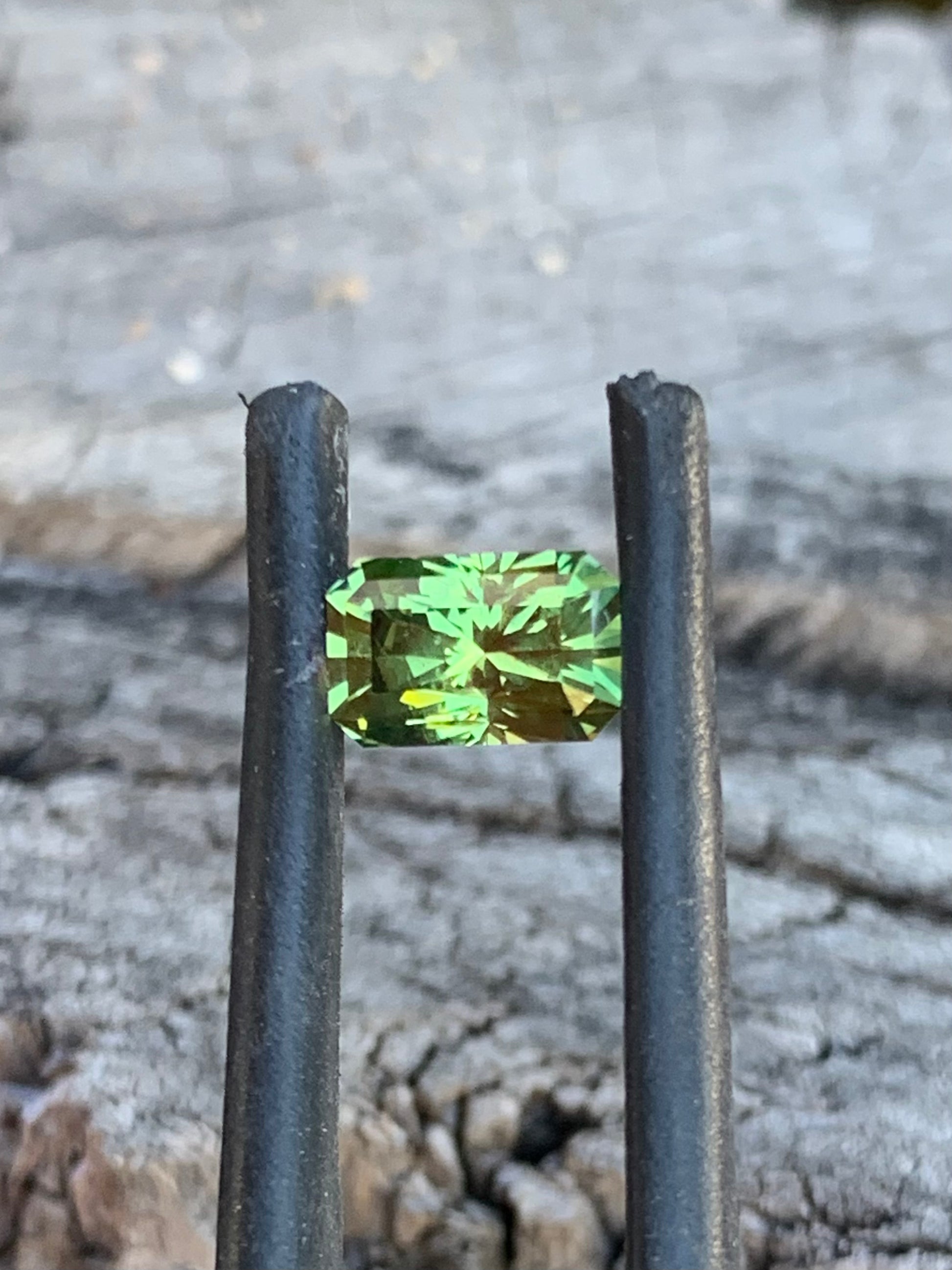 1.43ct mixed cut sapphire with bright green colour