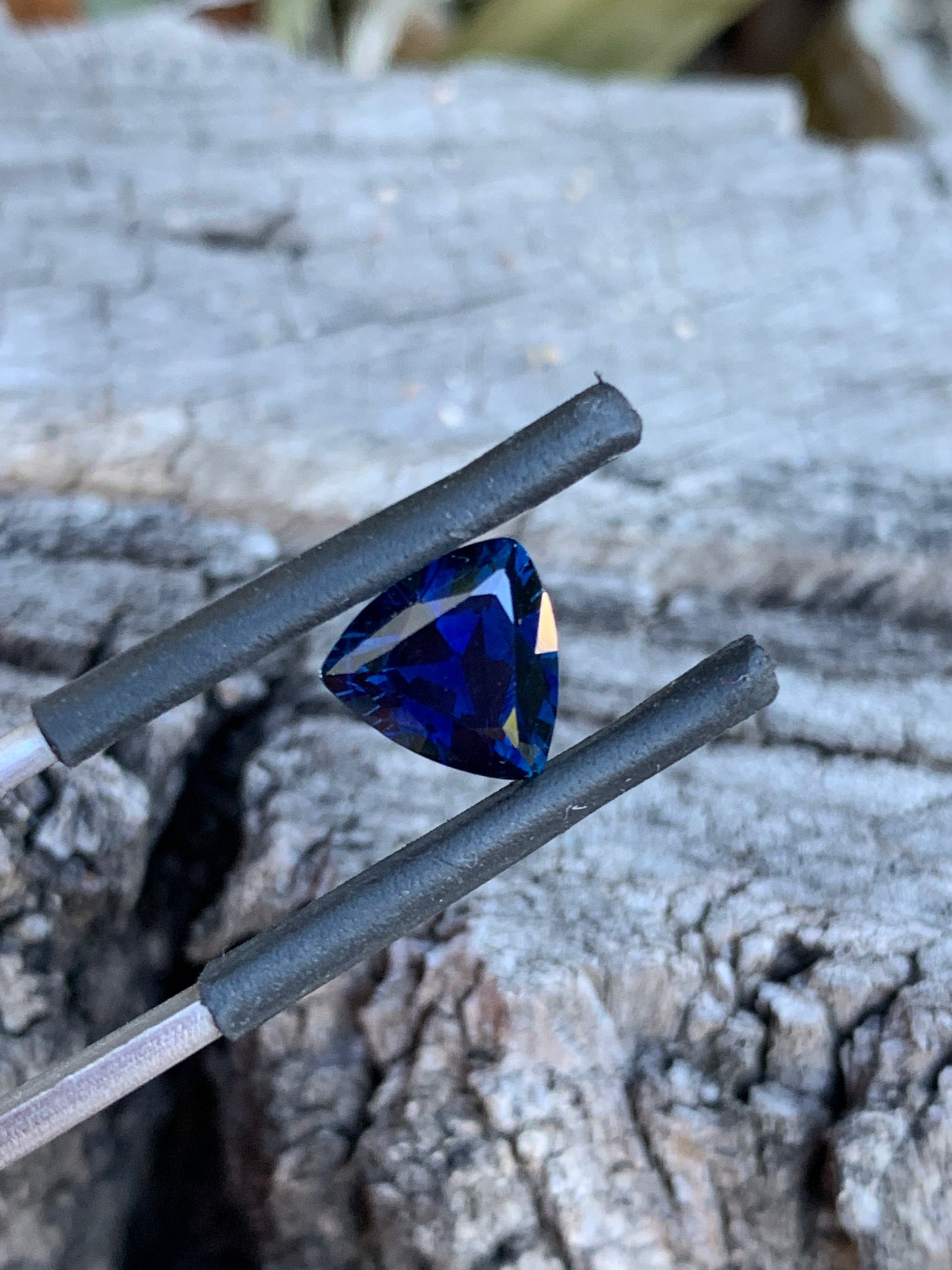 Close-up of 2.23ct royal blue Australian sapphire highlighting colour and brilliance