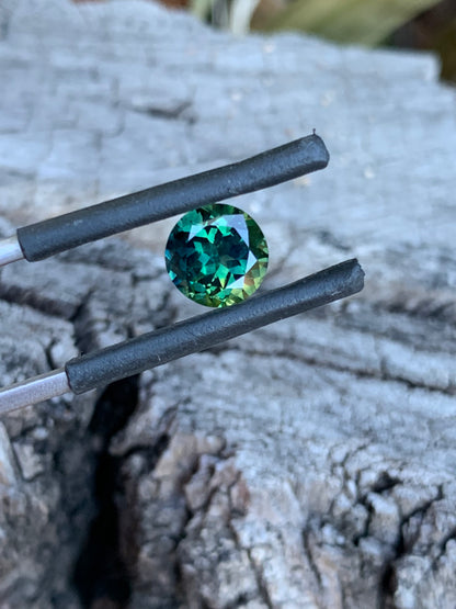 Teal parti Australian sapphire with natural colour variation