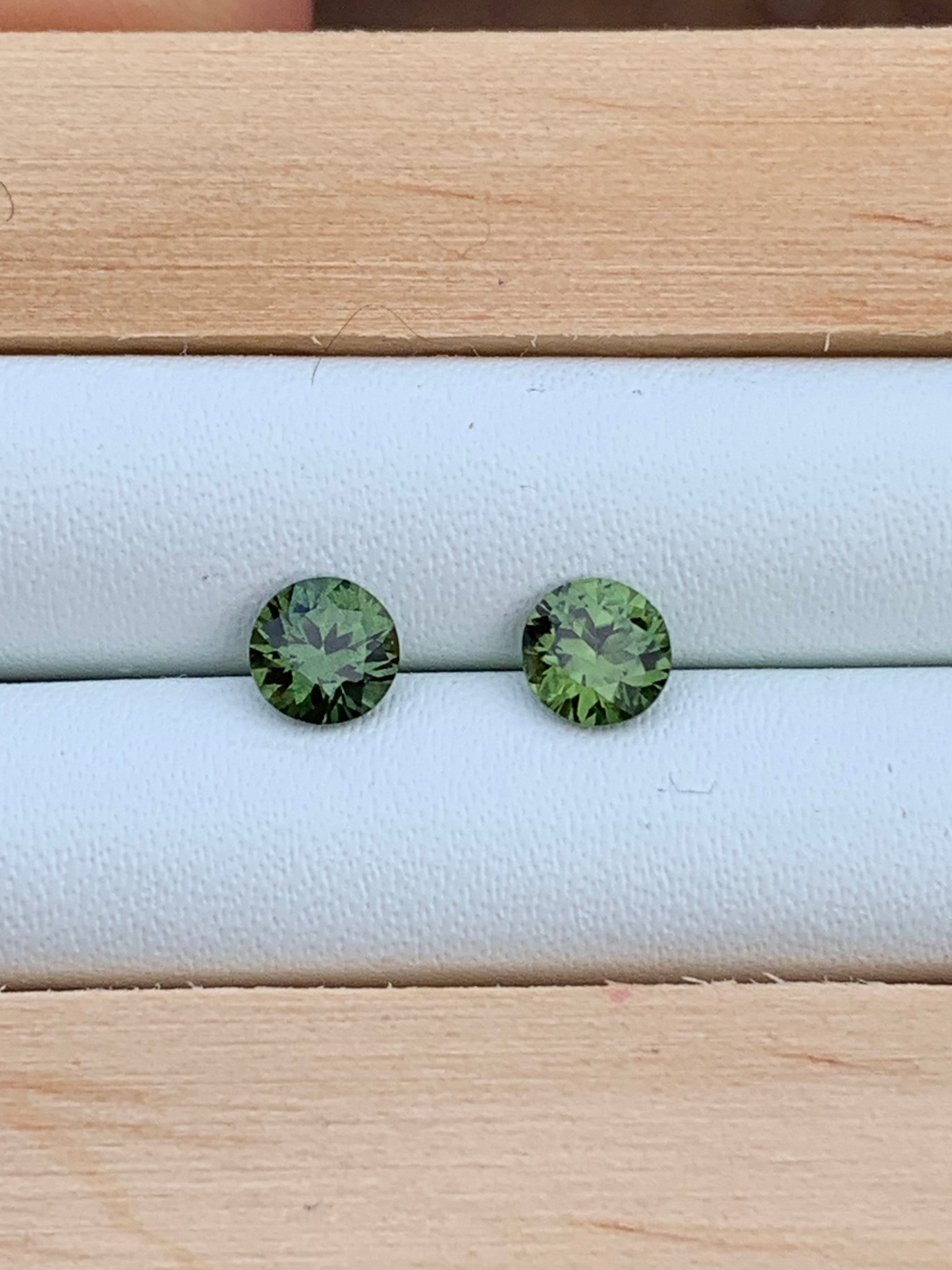 4.4mm Green Australian Sapphire Earring Pairs