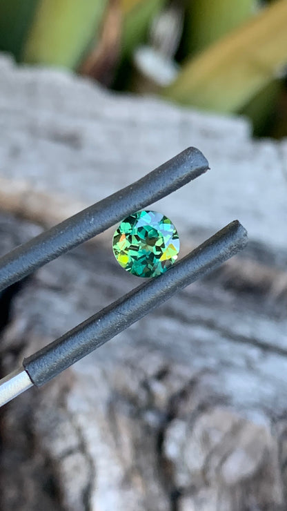 0.94ct  Australian Parti Sapphire