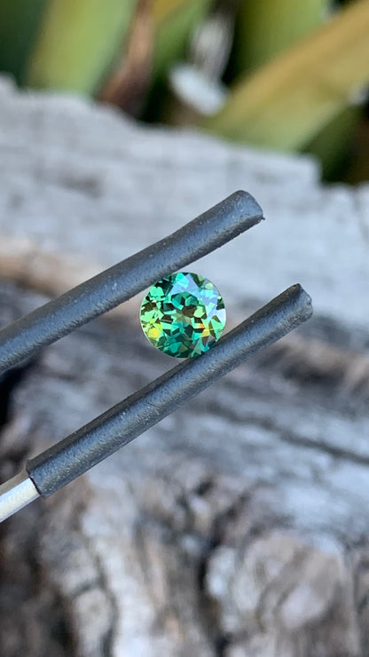 0.94ct  Australian Parti Sapphire