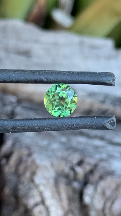 Light green Australian sapphire, 1.06ct