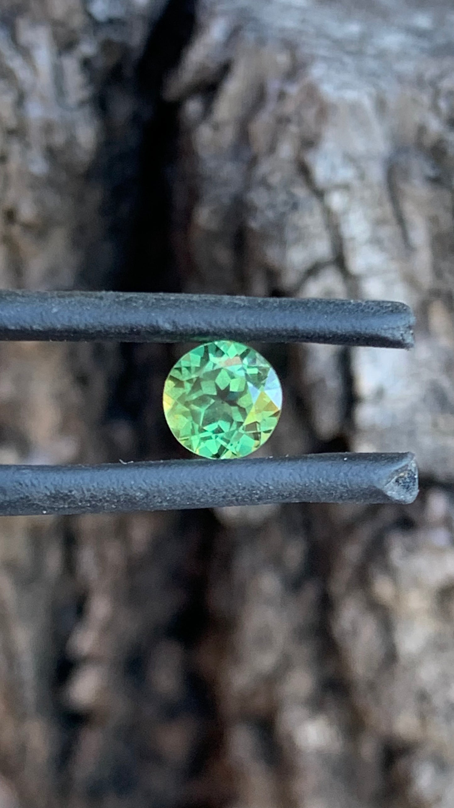 Light green Australian sapphire, 1.06ct